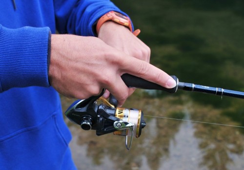 Spinning fishing in the pond: useful information to get started!